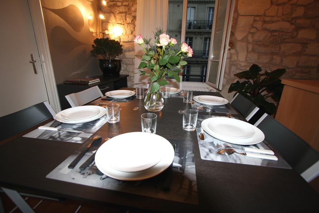 Parisinteriorsrentals - Beautiful Le Marais Notre Dame * Parigi