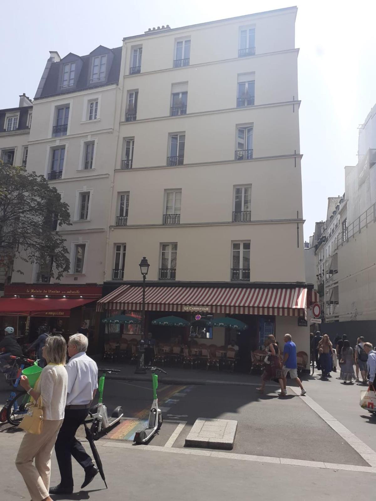 Apartment Parisinteriorsrentals - Beautiful 2 Bdr Le Marais Notre Dame Paris