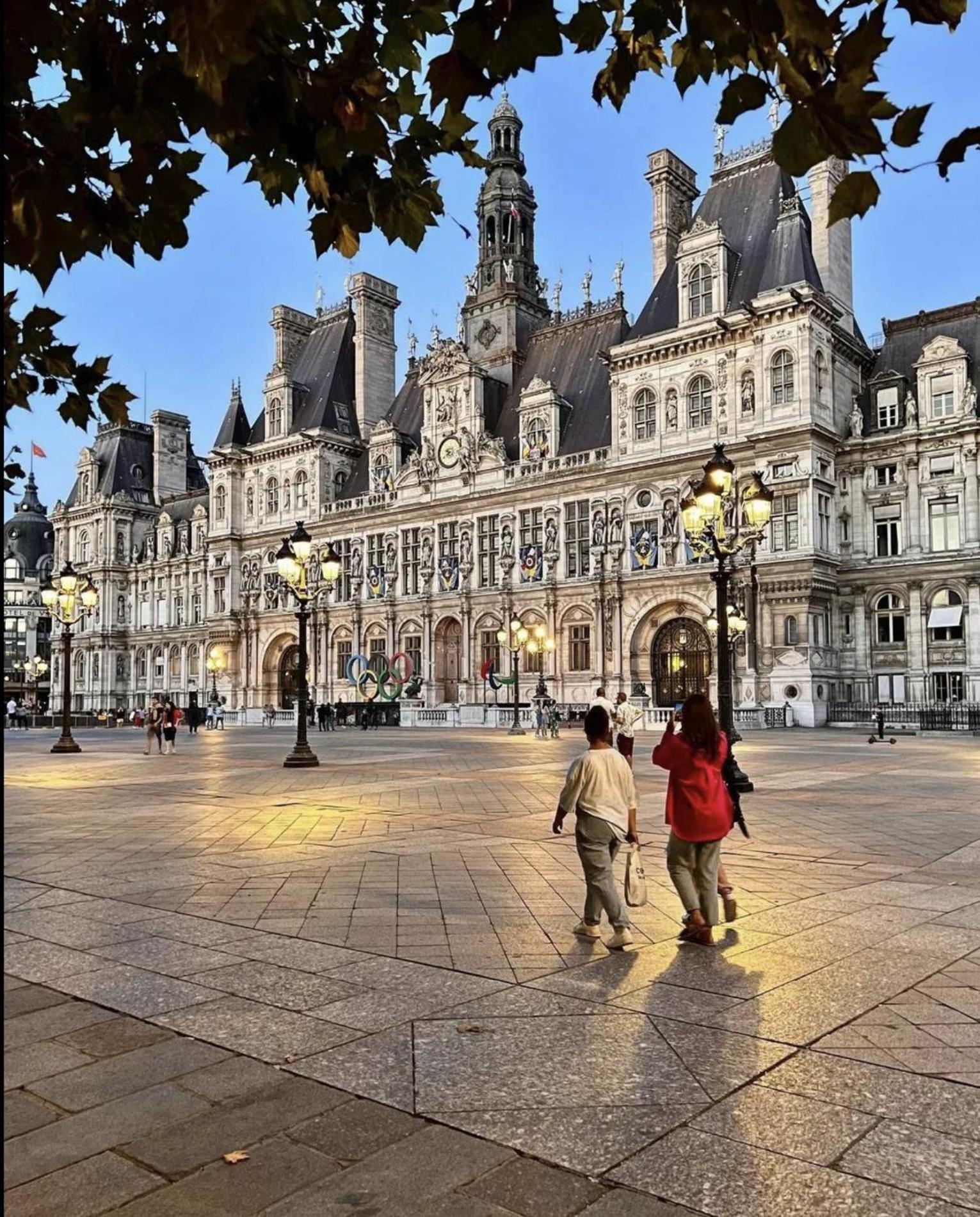 Parisinteriorsrentals - Beautiful 2 Bdr Le Marais Notre Dame * Paris